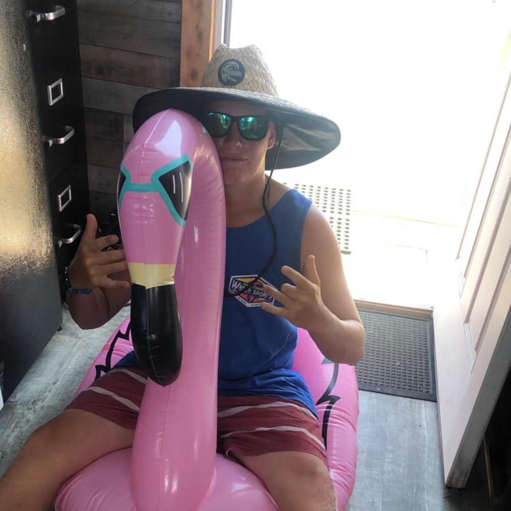 Meet your Posher, Chase